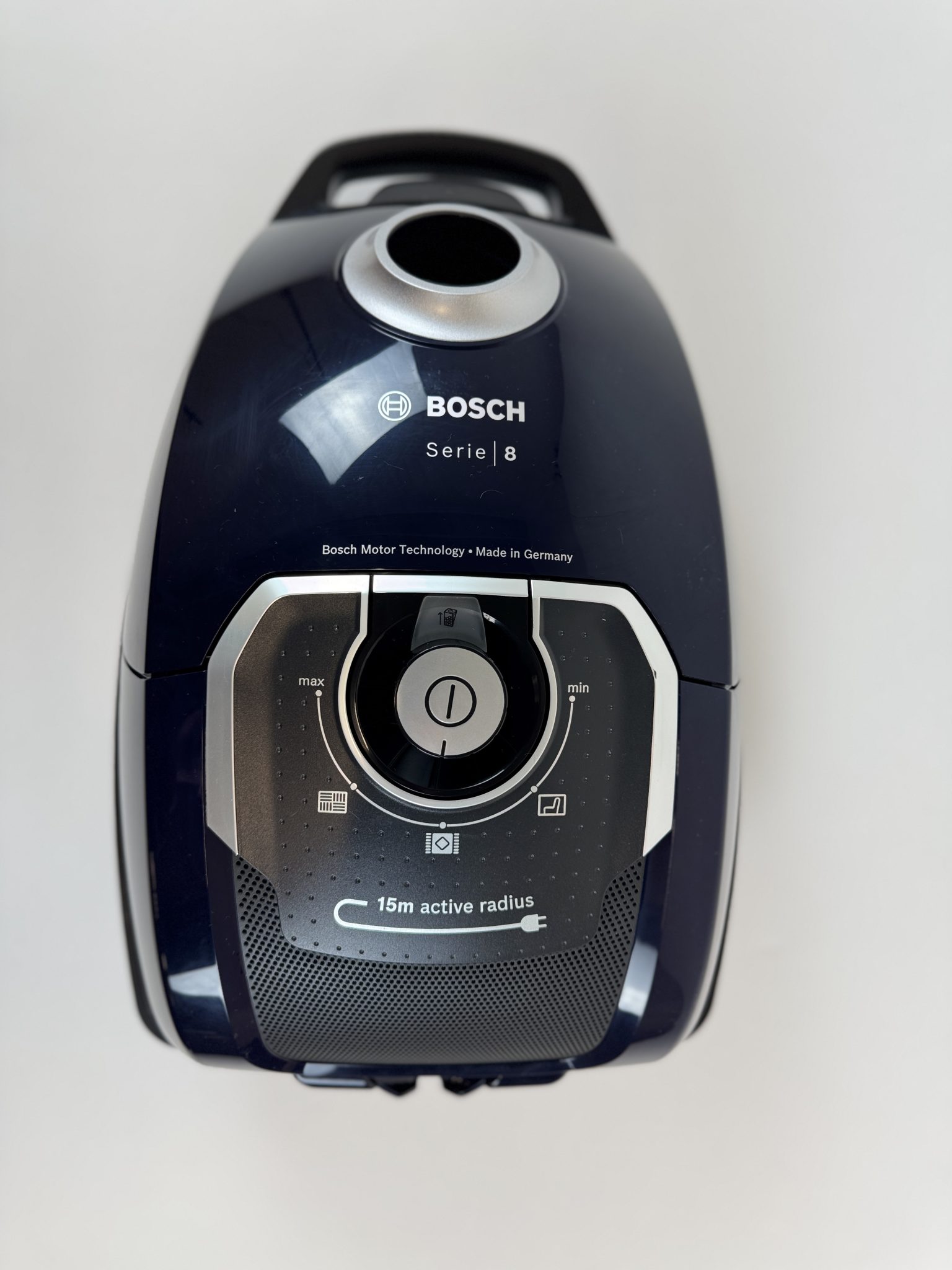 Bosch Serie 8 BGL8XPER dulkių siurblys