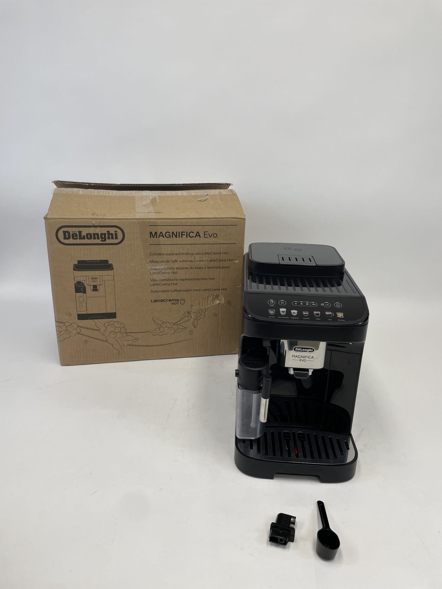 Delonghi Magnifica Evo kavos aparatas