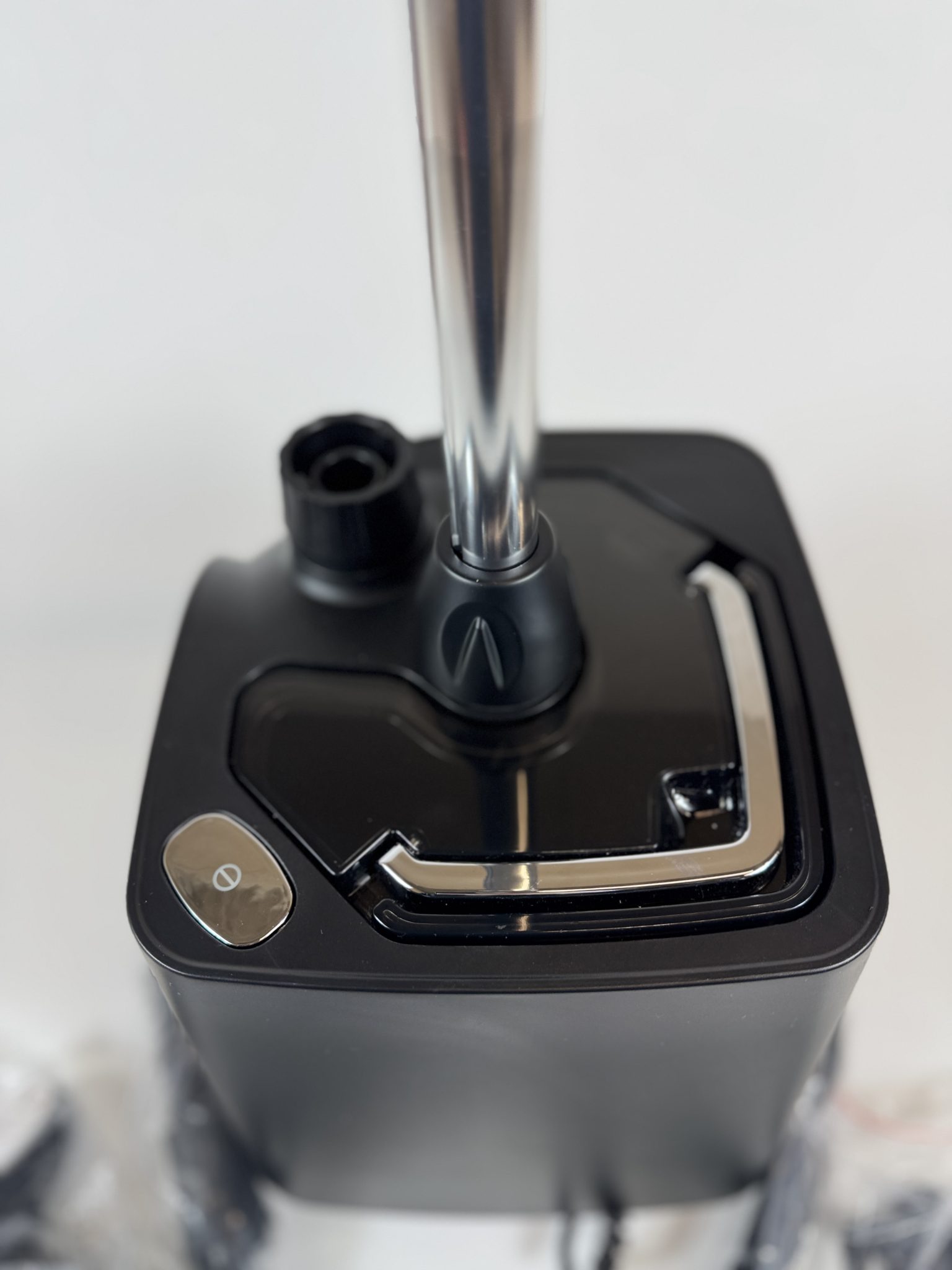 Steam One H18b vertikalus garinis lygintuvas