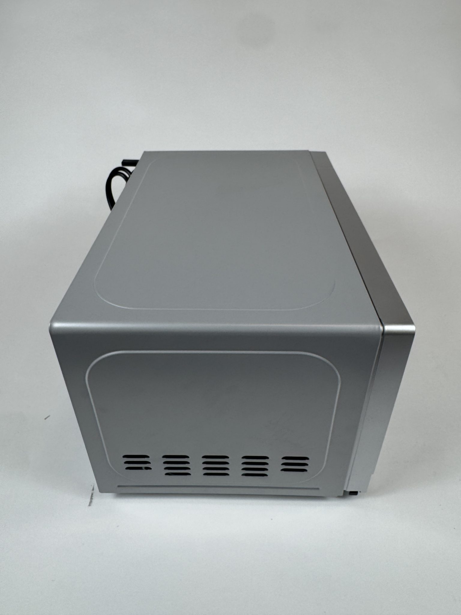 Sharp R200INW 800W mikrobangų krosnelė